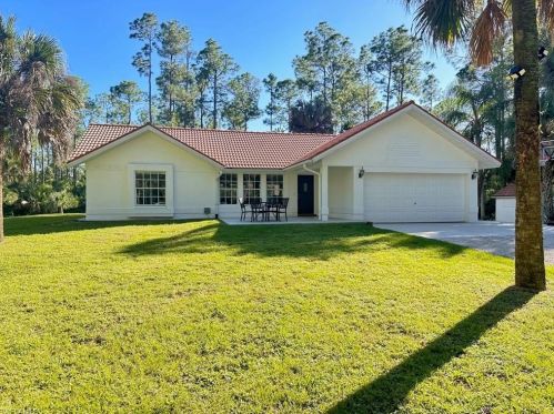 4580 1st Ave, Naples FL  34119-2651 exterior