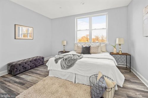 1111 Holbrook Ter, Washington DC 20002-2704 exterior