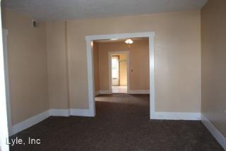 2913 Searsdale Ave, Cleveland OH  44109-4081 exterior