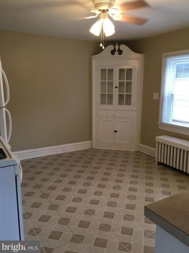 407 College Ave, Lancaster PA 17603-3319 exterior