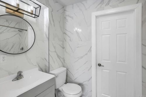 12 Mona Lisa Ln, Warwick NY  10990-2654 exterior