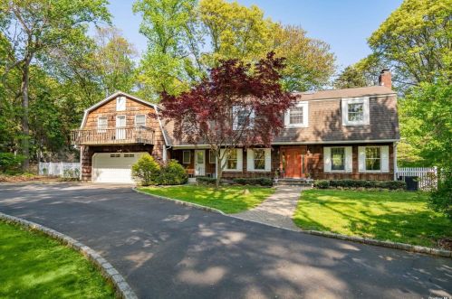 33 Winkle Point Dr, Northport, NY 11768-1154