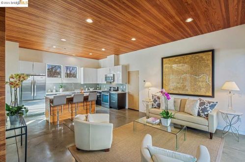 1441 Fairview St, Berkeley CA 94703-2442 exterior