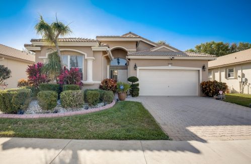 6386 Westchester Club Dr, Boynton Beach, FL 33437-6337