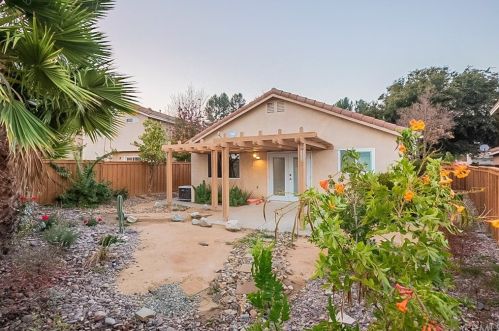 32066 Calle Novelda, Temecula CA 92592-3760 exterior