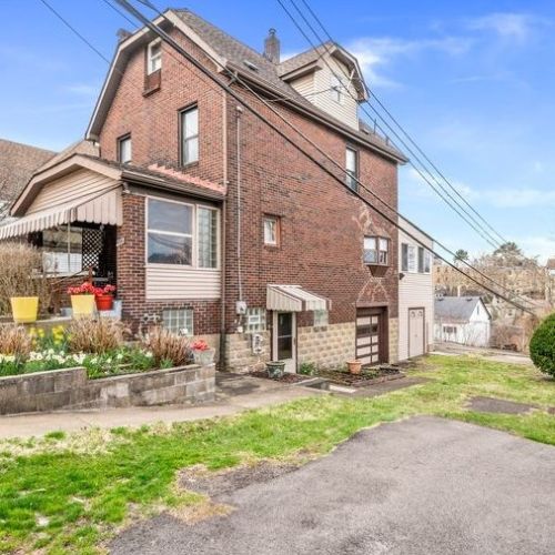 4300 Lydia St, Pittsburgh, PA 15207-1153