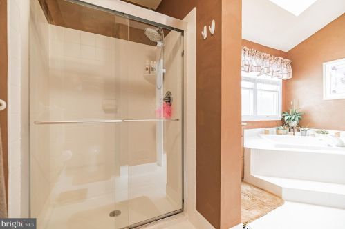 2037 Carmel Dr, Jamison PA  18929-1438 exterior