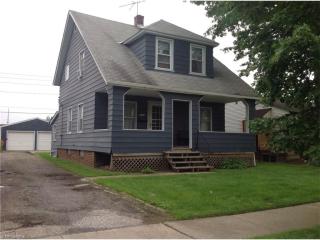 1364 Craneing Rd, Willowick, OH 44092-2520