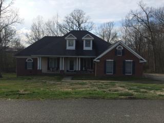 1111 Grayson St, Leitchfield, KY 42754-2050