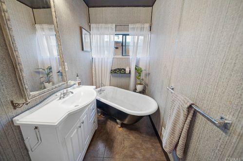 51 Valley View Dr, Oroville CA  95966-3727 exterior