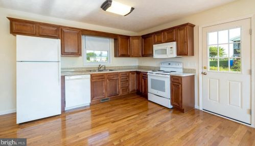 495 Lee St, Woodstock, VA 22664-1475