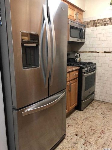 151-44 80th St, Jamaica, NY 11414-1135