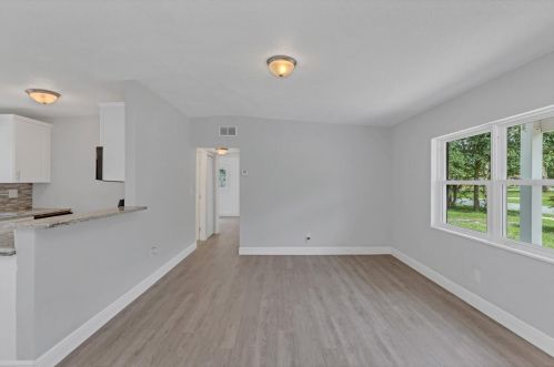 561 Kentia Rd, Casselberry FL  32707-4918 exterior