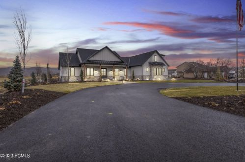 1429 Hallam Rd, Woodland, UT 84036-9276
