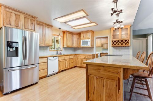 25592 Fairbanks Pl, Willits CA  95490-8910 exterior