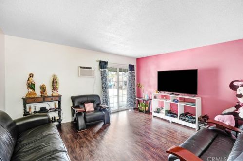 5080 Tyler St, Riverside CA  92503-2201 exterior