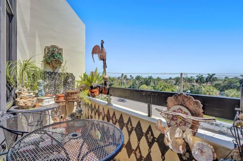 1401 Federal Hwy, Boca Raton FL  33432-7395 exterior