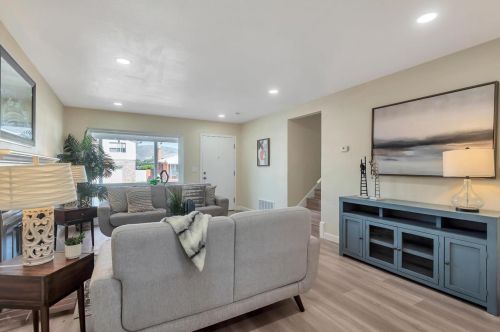 625 Keoncrest Dr, South San Francisco CA  94080-2109 exterior