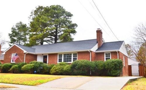 6223 Sylvan St, Norfolk, VA 23508-1035