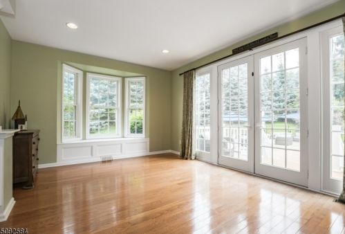 25 Northridge Ct, Hackettstown NJ  07840-5684 exterior