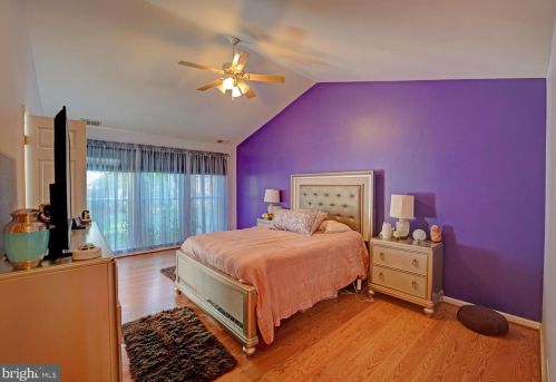 102 Falmouth Way, Dover DE  19904-5390 exterior