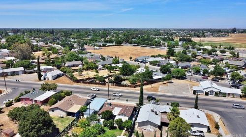 420 Stinson Ave, Madera CA  93638-3927 exterior