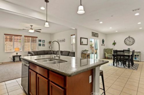 36238 Trail Creek Cir, Wildomar CA  92595-7554 exterior