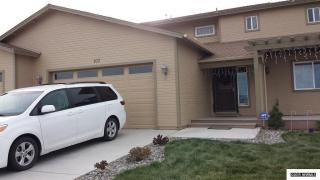 107 Mountain View Dr, Hazen, NV 89408-4513