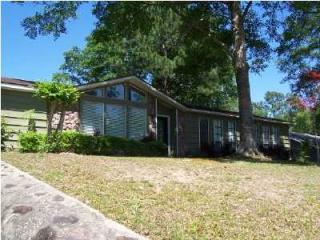 5516 White Pine Dr, Mobile, AL 36693-4056