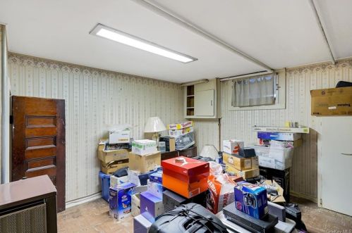 111 Highland Ave, Middletown NY  10940-4713 exterior