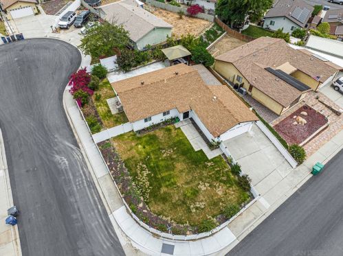 9857 Colt Ln, Lakeside CA  92040-3418 exterior