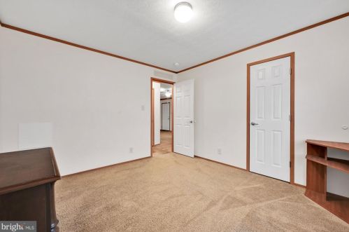 910 Dogwood St, Smithville PA  17560-9692 exterior