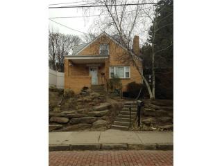 612 Pine St, Ambridge, PA 15003-1774