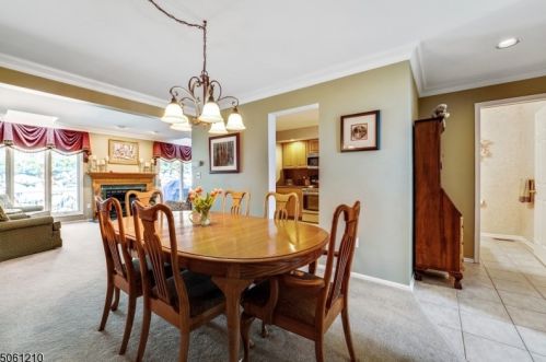 48 Edgefield Dr, Greystone Park NJ  07950-1975 exterior