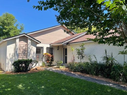 559 Moccasin Ct, Casselberry, FL 32707-5217