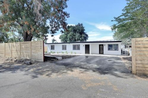 12244 Lakeshore Dr, Lakeside CA  92040-3020 exterior
