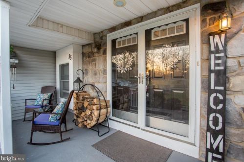 35 Douglass Rd, Lansdale, PA 19446-1450
