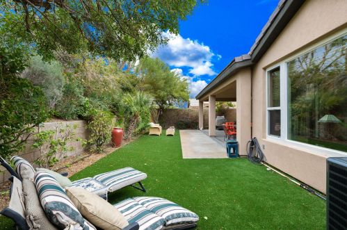 81160 Victoria Ln, La Quinta CA  92253-9351 exterior