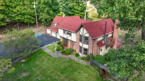 1 Meadowbrook Ter, Sparta NJ  07871-1238 exterior