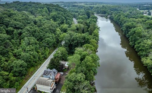 4940 Skippack Pike, Collegeville PA  19473-2049 exterior