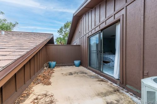 620 Main Trl, Ormond Beach FL  32174-4946 exterior