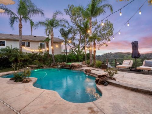 21904 Wakefield Ct, Santa Clarita, CA 91350-3970