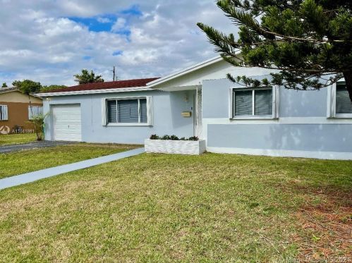 925 100th Ct, Miami, FL 33174-2845