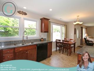 835 Tomlin Mill Rd, Statesville, NC 28625-1535