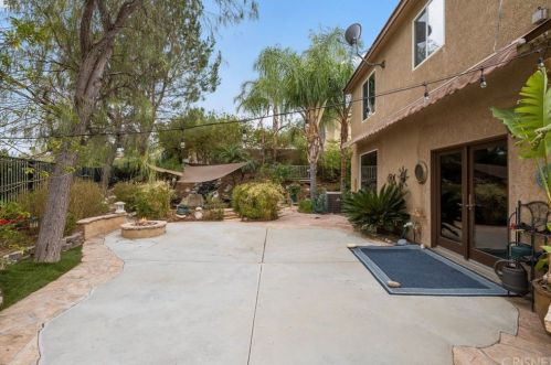 28030 Gibraltar Ln, Santa Clarita CA  91384-4548 exterior