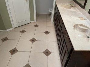 224 Timber Creek Dr, Burleson TX  76028-2546 exterior