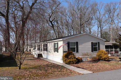 37559 Shade Tree Ln, Selbyville, DE 19975-4231