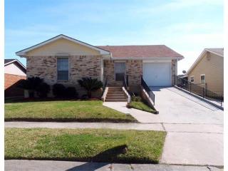 2417 Cascade Dr, Marrero, LA 70072-6423