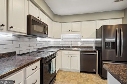 54 Orch Ct, Limerick PA  19468-2913 exterior