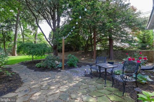 409 Atkins Ave, Lancaster PA  17603-4912 exterior